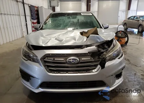 2018 Subaru Legacy 2.5I Premium из США, поврежденный, VIN 4S3BNAC65J3040929